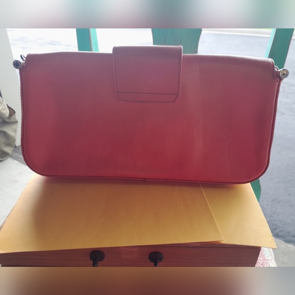 MONSAC LEATHER PURSE - Picture 7 of 8